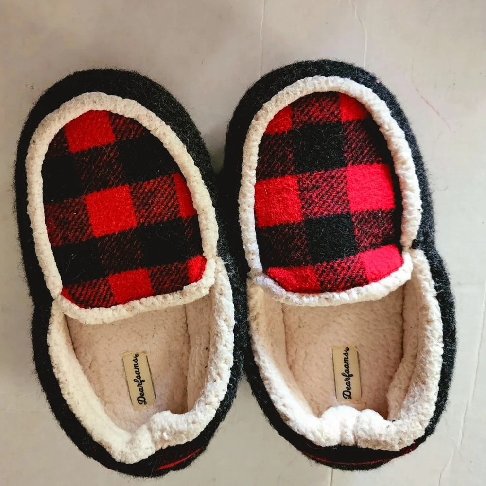 Dearfoams size 2-3 Boys Girls Plaid Multi Fab Moccasins  Slippers